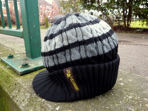 Black stripe Urbantrout beanie hat
